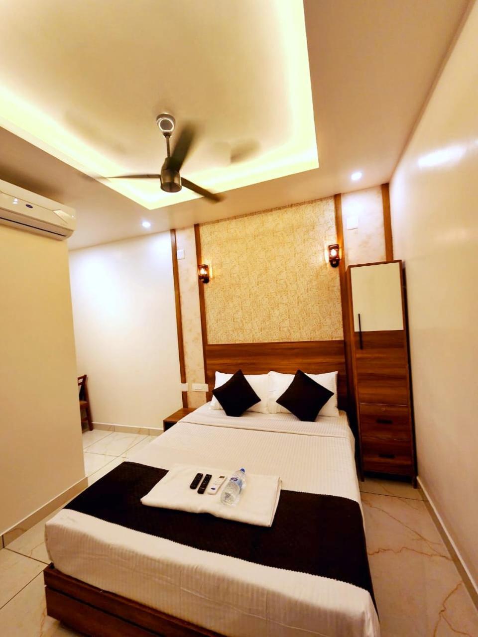 Hotel Apsara Residency Perintalmanna Esterno foto